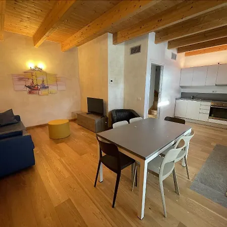 Paradiso Del X5 Holiday home